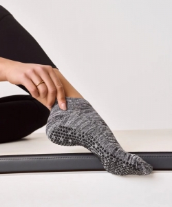 Pilates Socks Classic Low-Rise Grip Socks - Monochrome Momentum